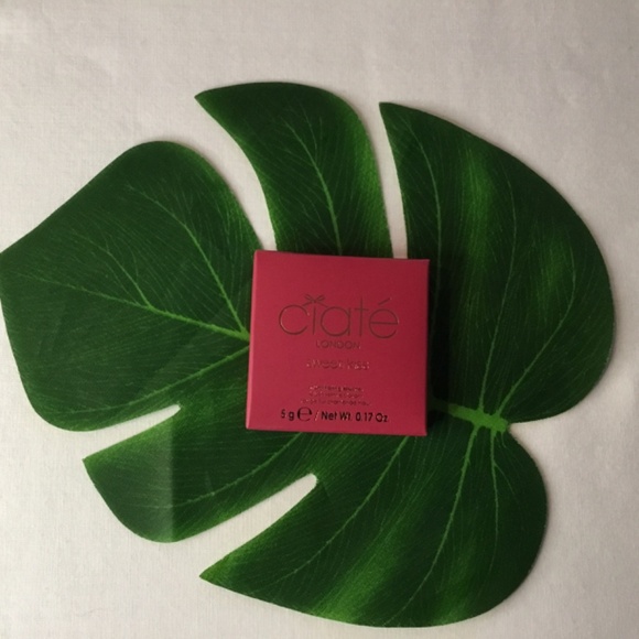 Ciate London Glow To Illuminate Blush In Shade Sweet Kiss - Picture 3 of 4